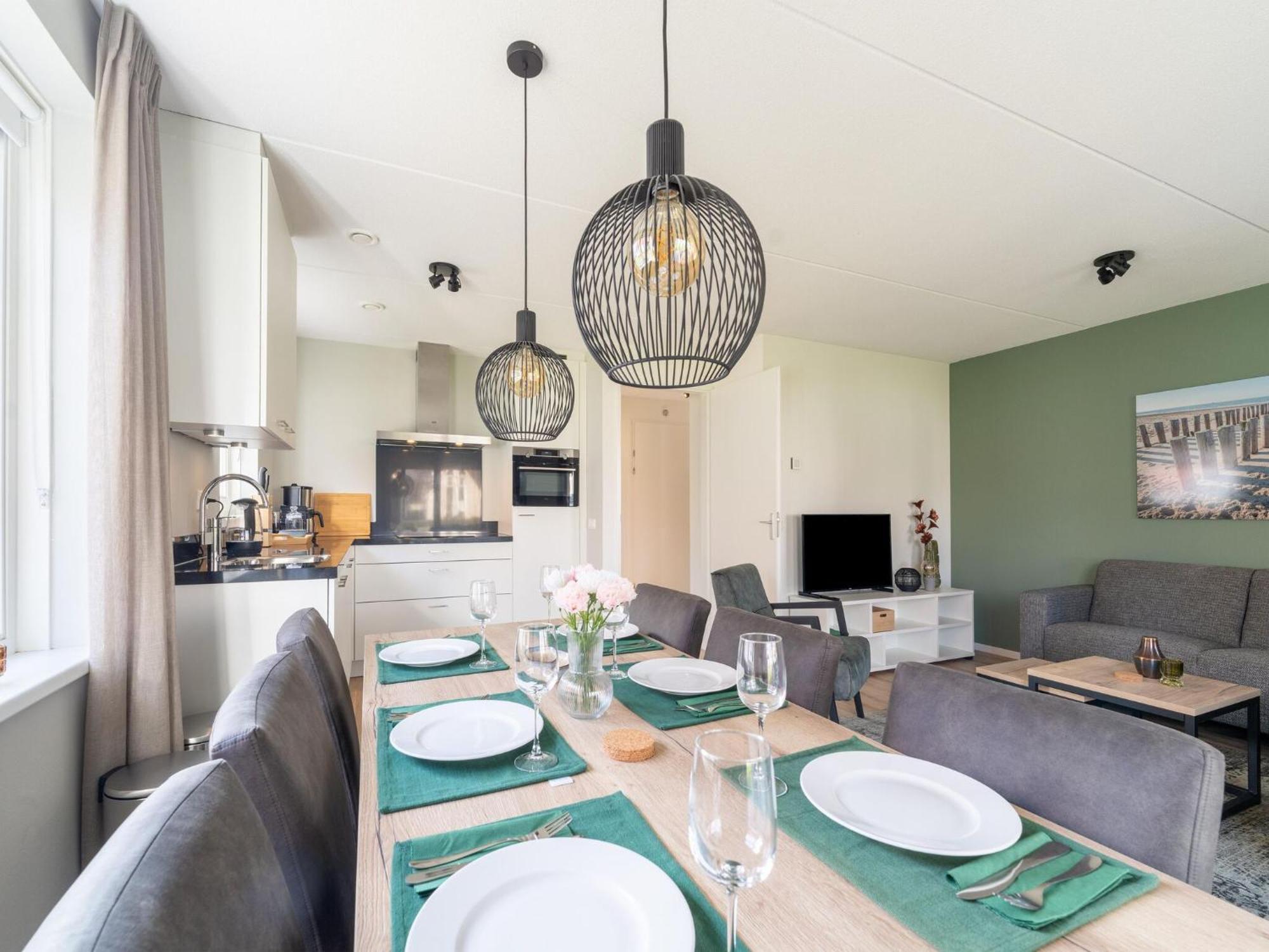 Hébergement de vacances Luxurious With Garden And Parking